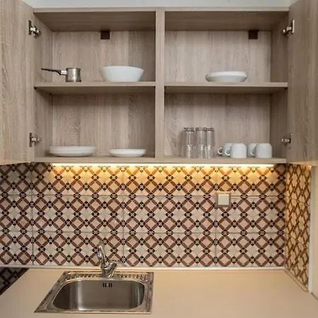 In With A Shared Swimming Pool Apartamento *